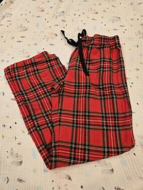 *Secret Treasures* Red Plaid Flannel Pajama Pants with Metallic Gold Threads